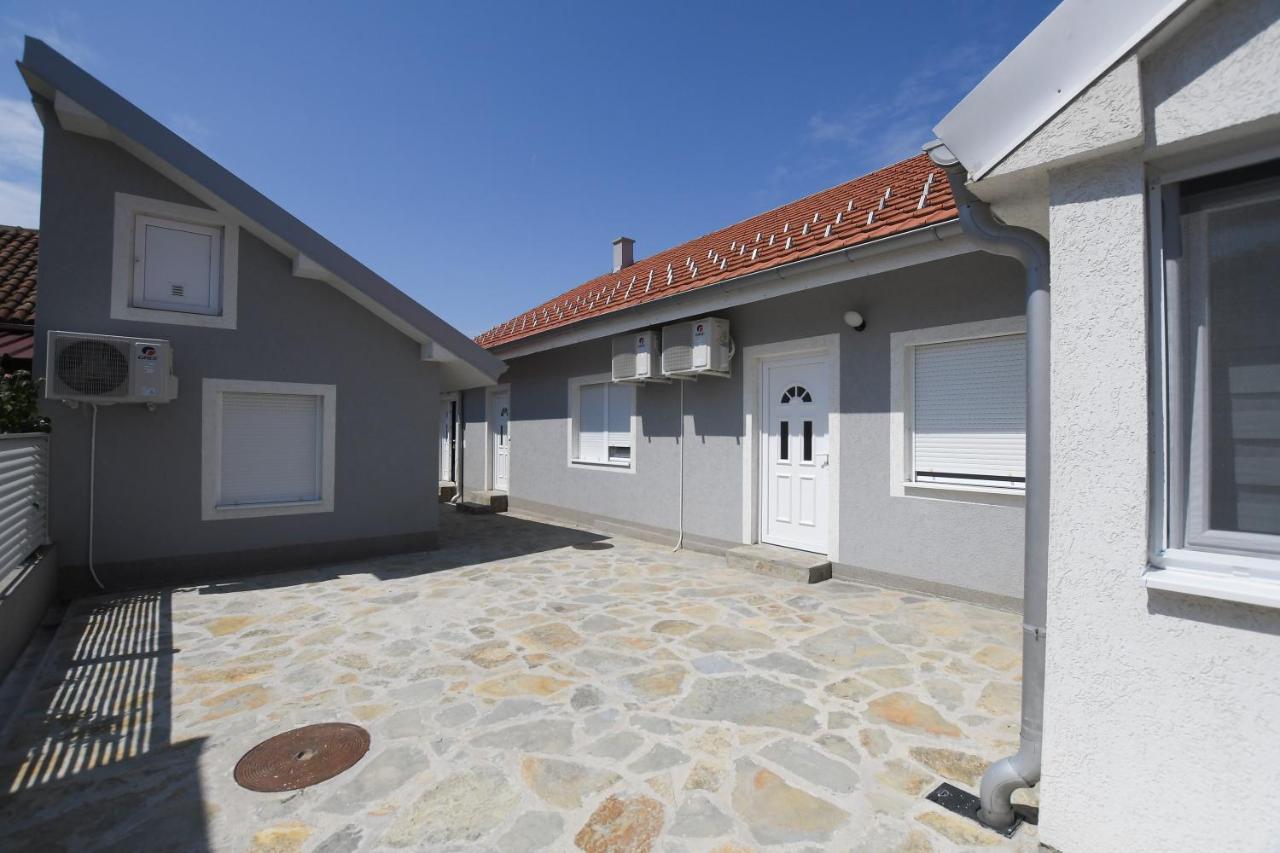 Relax Apartmani Kladovo Exterior foto