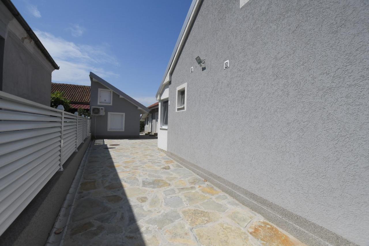Relax Apartmani Kladovo Exterior foto