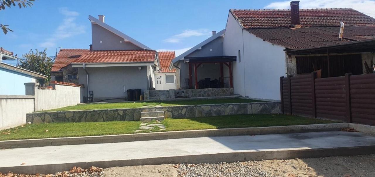 Relax Apartmani Kladovo Exterior foto